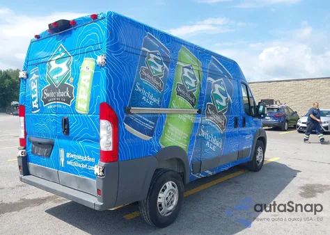 2014 Ram Promaster 2500 High Roof из США, поврежденный, VIN 3C6TRVCG7EE105889